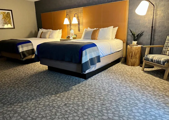 Riverhouse Lodge