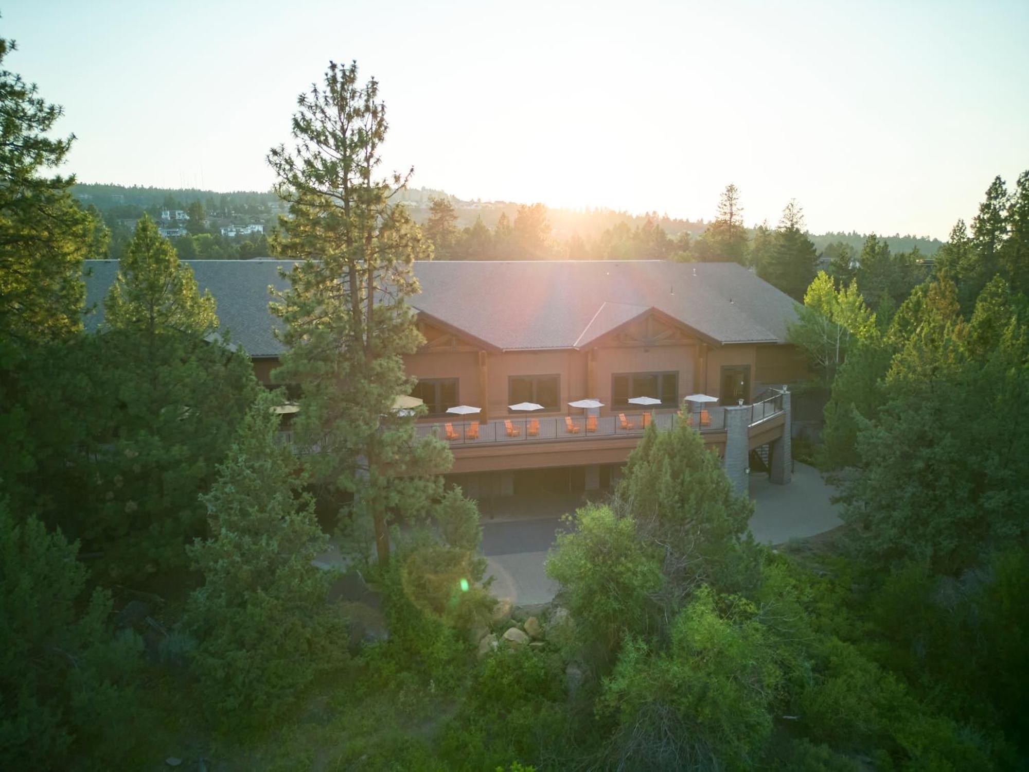 Hotel Riverhouse 3*